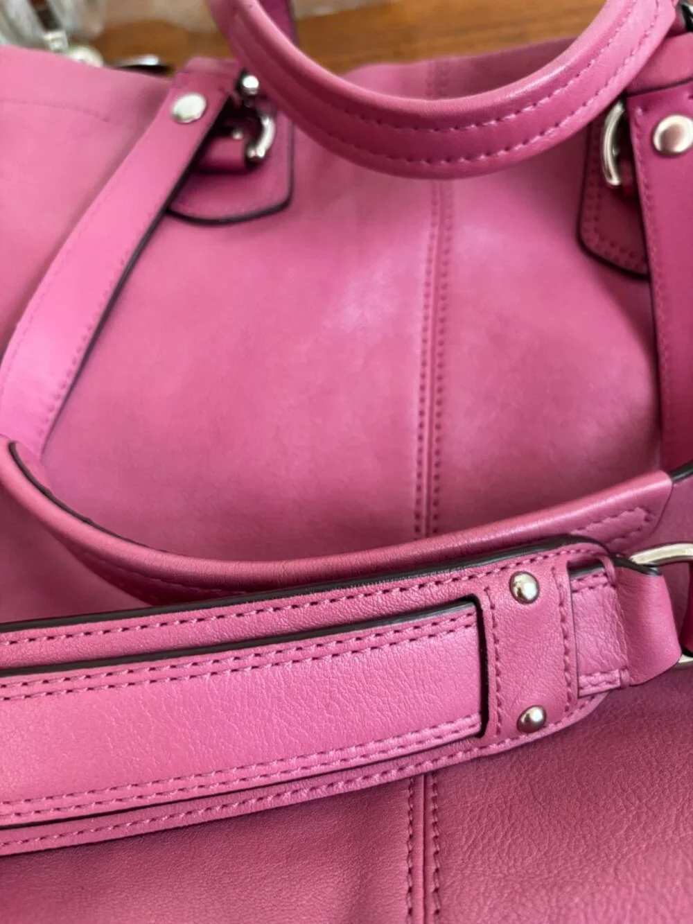 Rare Y2K Vintage Authentic Coach Ashley Leather Satchel in Raspberry Pink